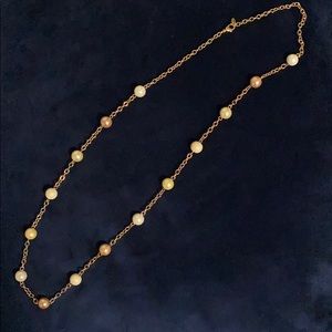 Faux pearl necklace in gold chain by Cezenne
